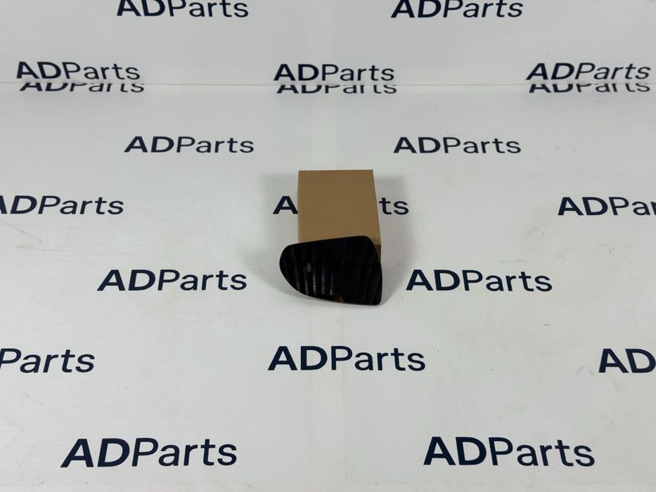 Зеркальный элемент правый для Volkswagen Polo седан 2015