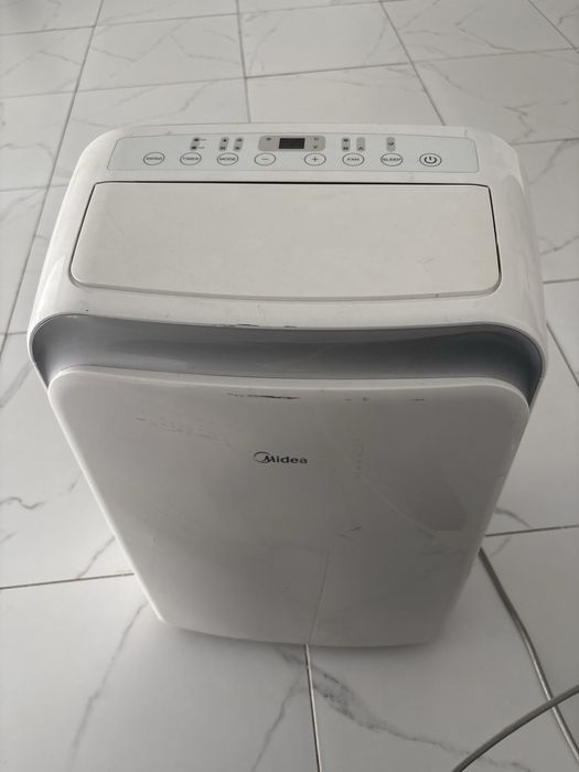 Моюильный кондиционер MIDEA