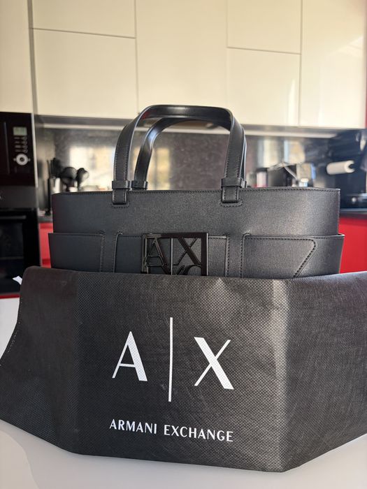 Чанта Armani Exchange