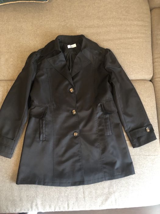 Trenci femei marimea XL, Fashion, marimea XL, in stare foarte bună.