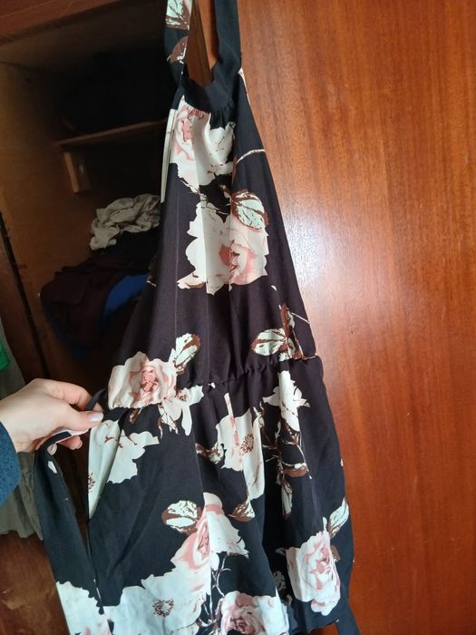 Летен гащеризон с гол гръб