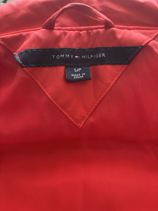 Vesta Tommy Hilfiger marime S/P
