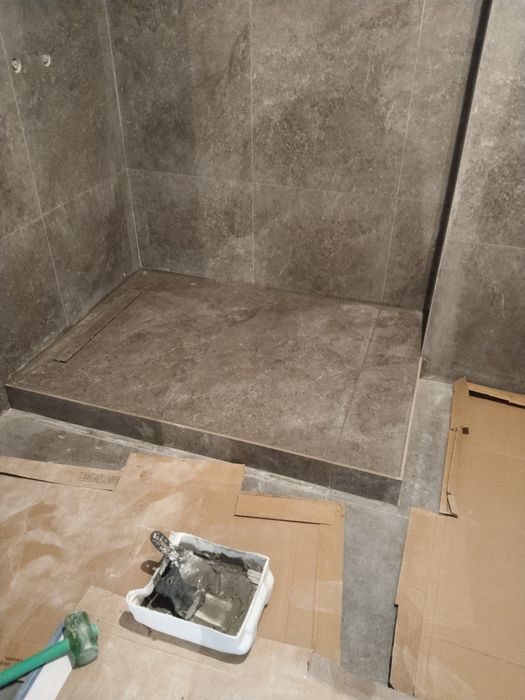 Кафельшик плиточник