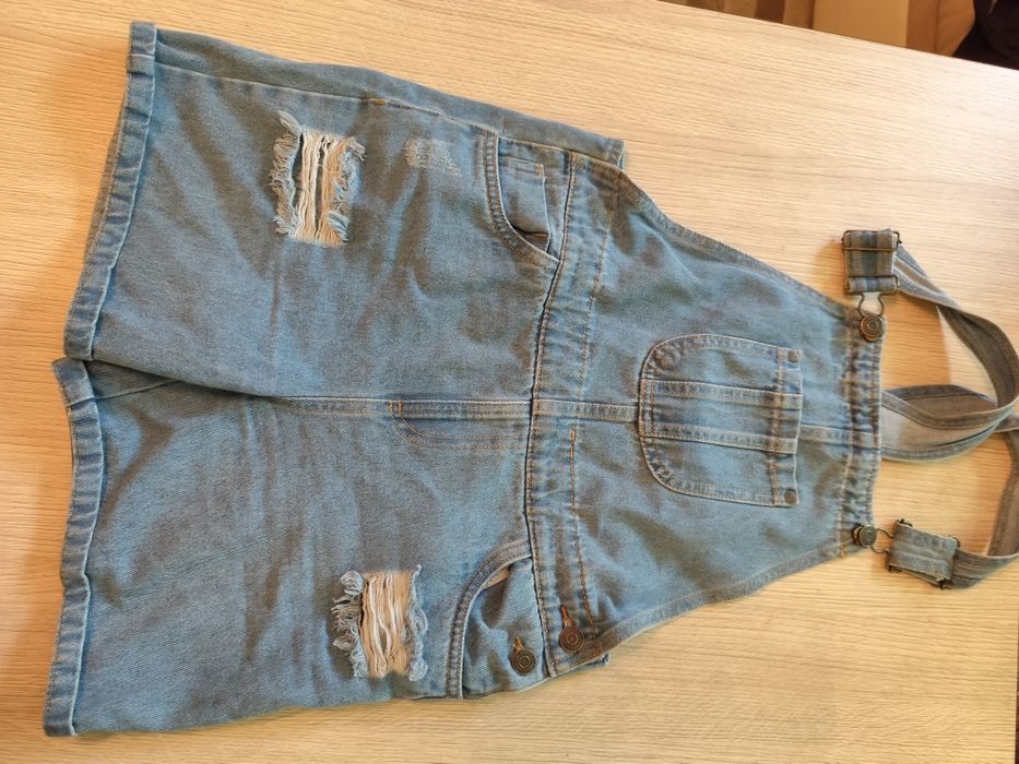 Дънкови дрешки за момиченца