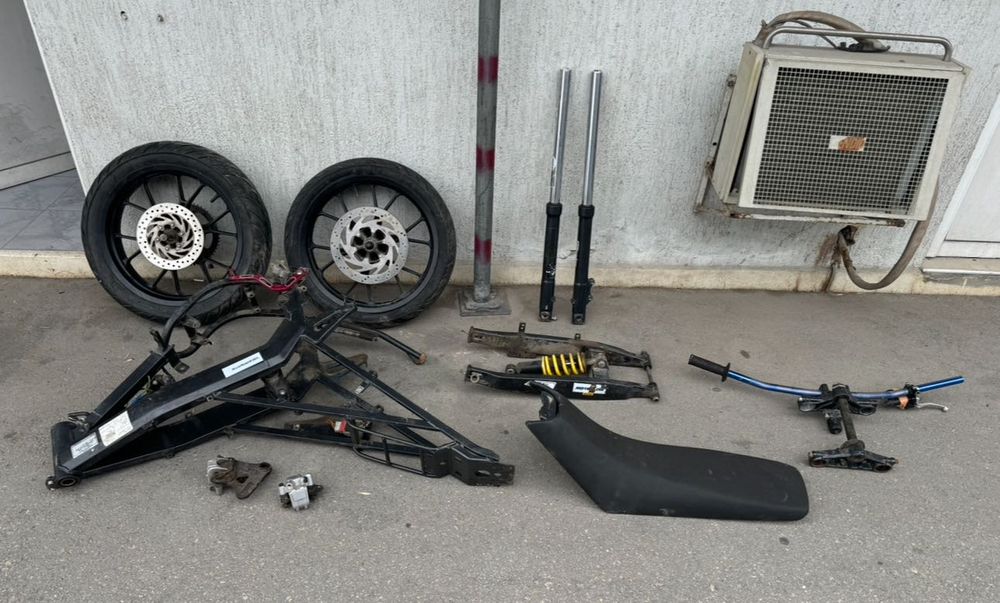 Части Aprilia SX 50 / Derbi Senda / Gilera SMT джанти / колове и др