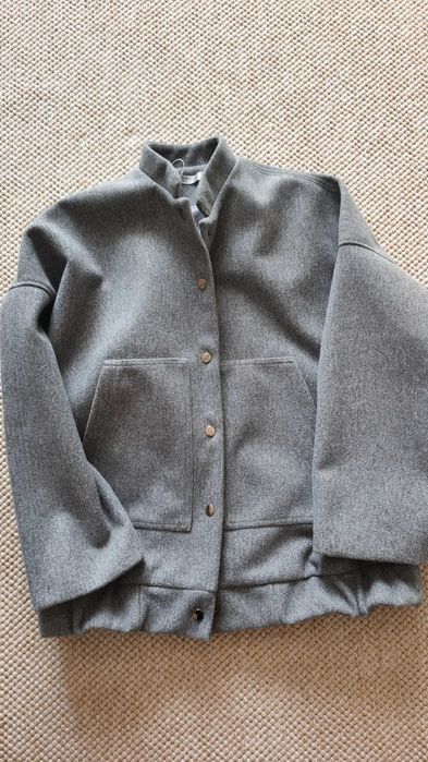 Продам куртки , пальто демисезонные