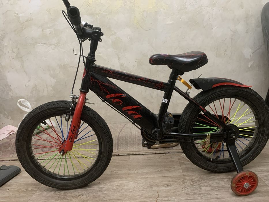 Детский велосипед в идеальном состоянии