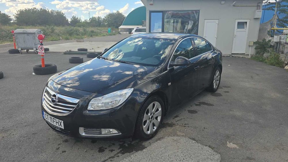 Opel Insignia Limousine 2.0 CDTI | Automată | 253.000 km | Navigație | Cameră