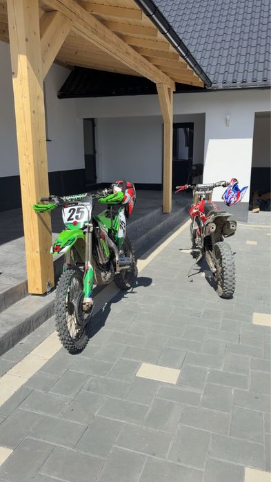 Vând kawasaki KXF 250