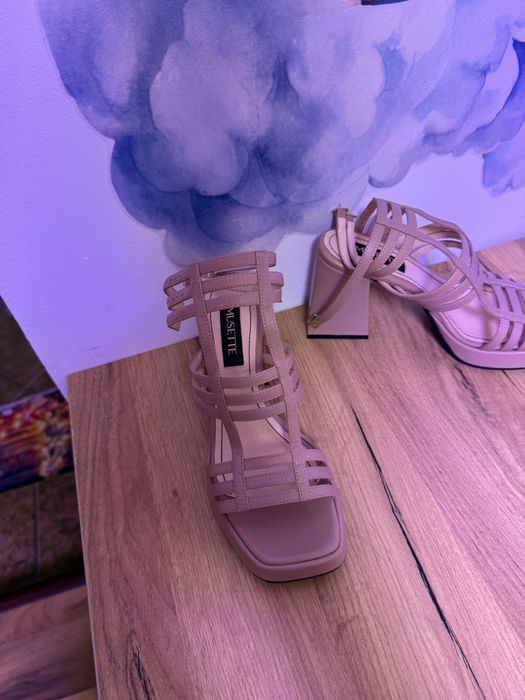 Cizme Musette Nr.37, 2 purtari