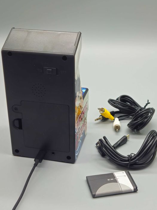 Мини аркадна конзола „Arcade Game“ 156 в 1 с TV изход и батерия BL-5C