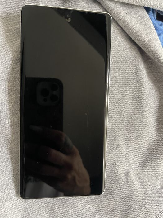 Google pixel  7 pro sunati sau mesaj nr de tel !!! nu rasp pe olx