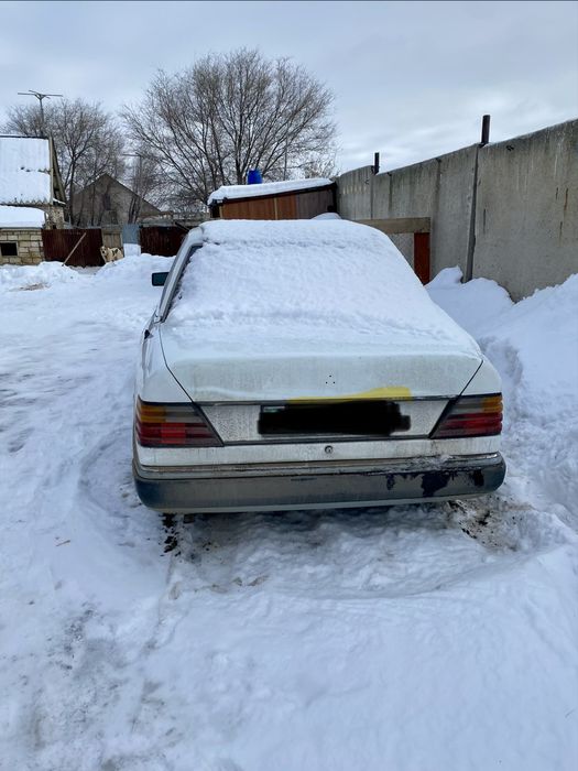 Продам мерседес 124