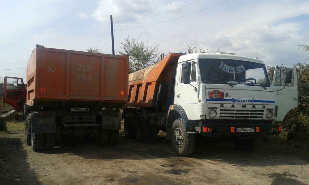 Доставка сыпучих грузов камаз зил отсев щебень песок сникерс пгс шпс в