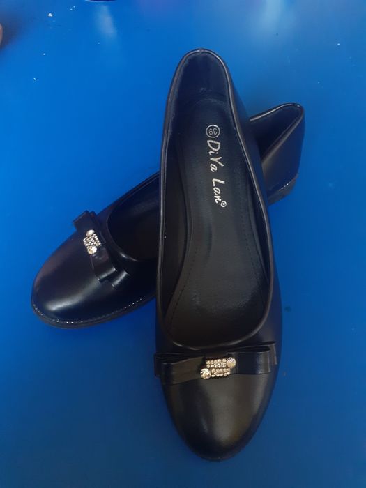 Срочно продам туфли