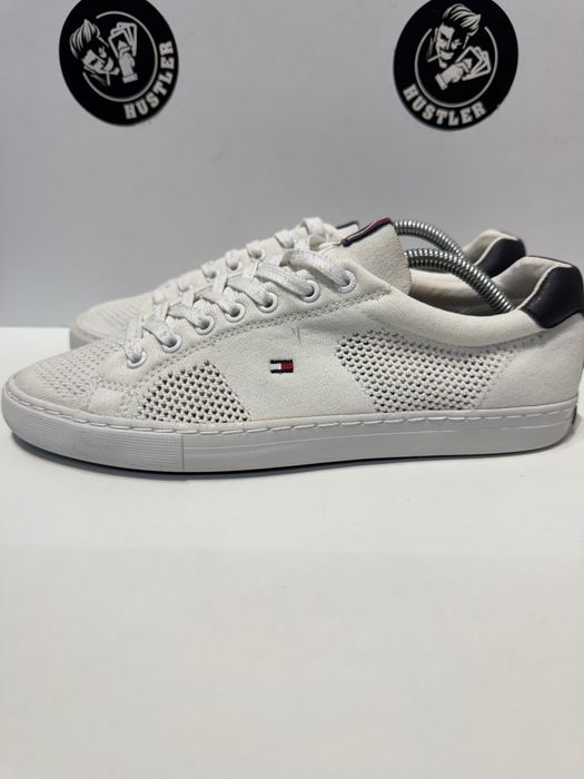 Сникърси TOMMY HILFIGER .Номер 42