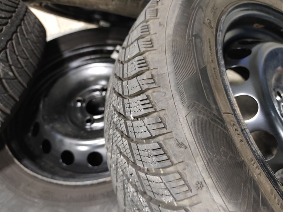 Jante Clio 4 , Logan cu anvelope iarna 2 seturi