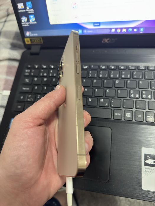 Iphone 12 pro max 512gb defect.