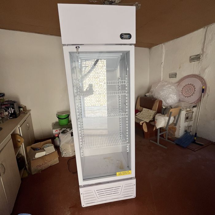 продается холодильник