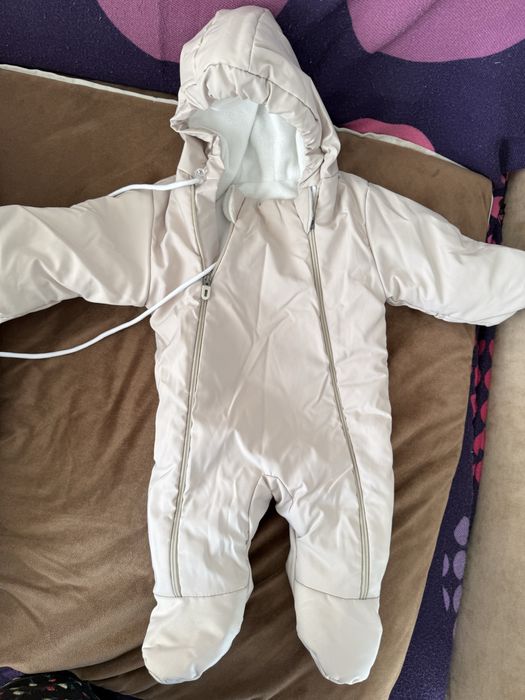 Продается комбинезон с коконом.