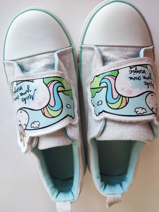 Сребристи детски гуменки