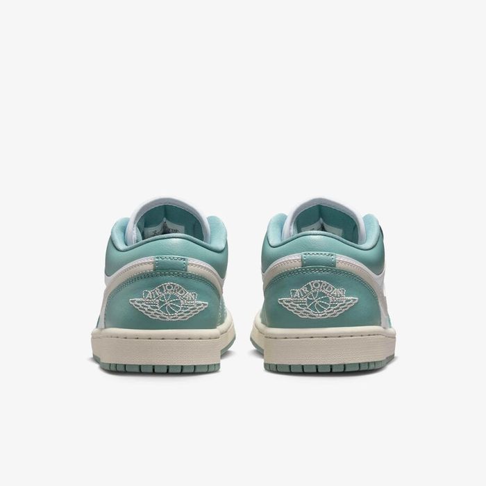 Jordan Air 1 Low WMN ОРИГИНАЛНИ дамски маратонки 38,5-39