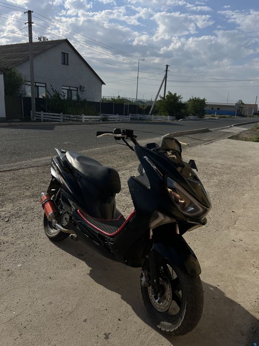 Макси мопед 160 куб  100 к