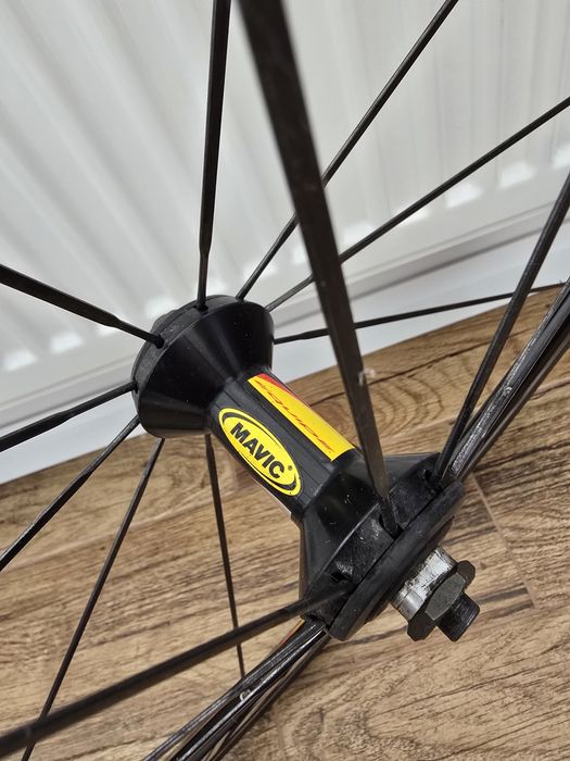 Roata fata Mavic Ksyrium Equipe 28 inch 700c anvelopa bonus (cursiera, single speed, fixie)