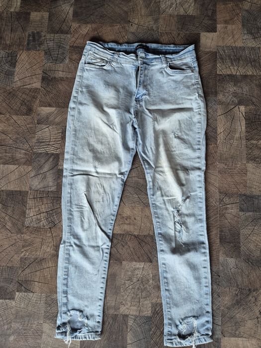 Дамски дънки L размер