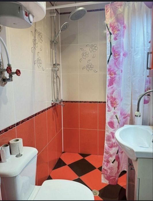 Дава се под наем Едностаен апартамент в Русе, Център - 55 кв.м за 382.5 € - Снимка #6