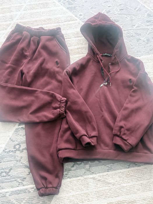 Спортивный костюм