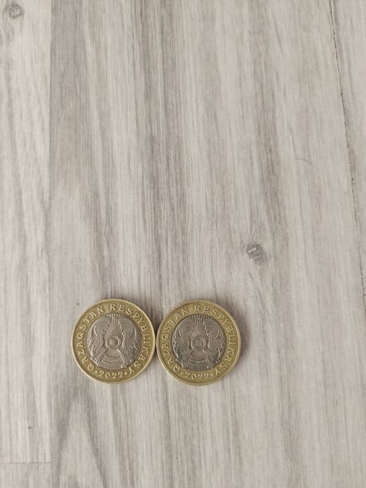 Продам сакские монеты