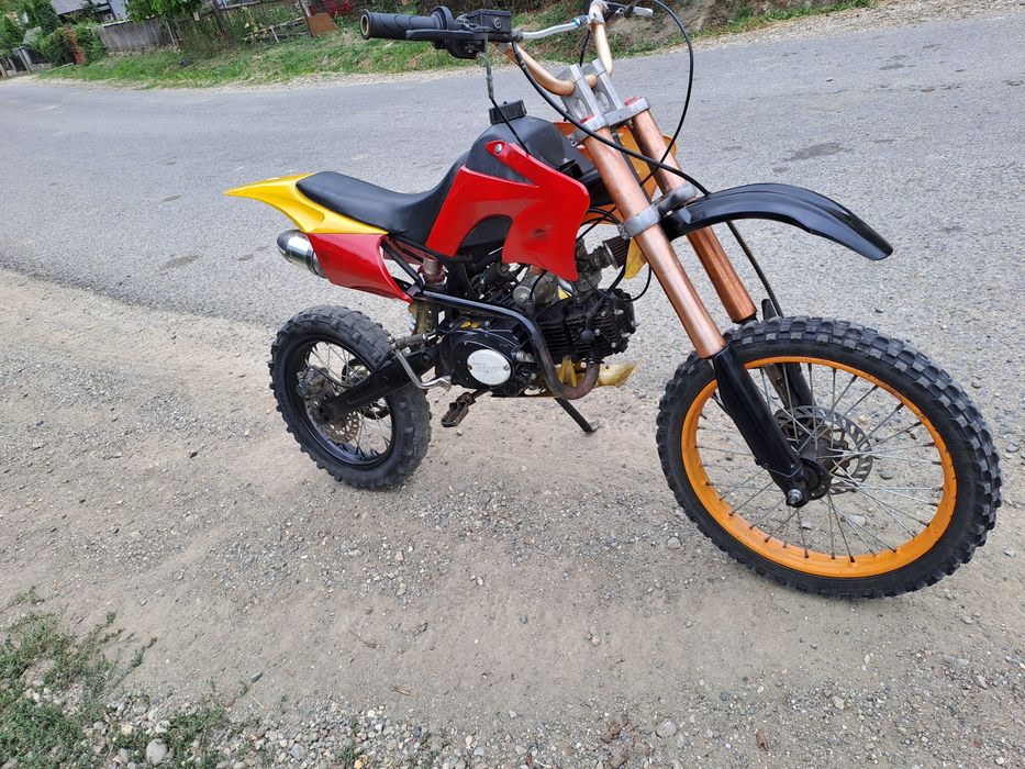 Vând cross 125cc