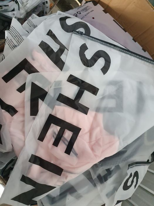 Lot 300 Haine Vară SHEIN NOI/Sigilate Pentru Femei