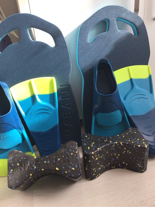 Приспособления за плуване- плавници, дъска и буй