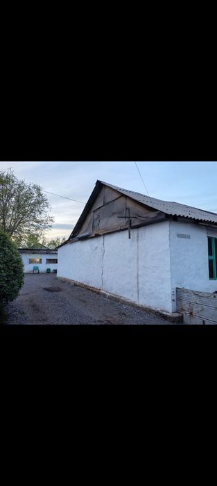 Продам дом в жилянке район тихий возле детского сада
