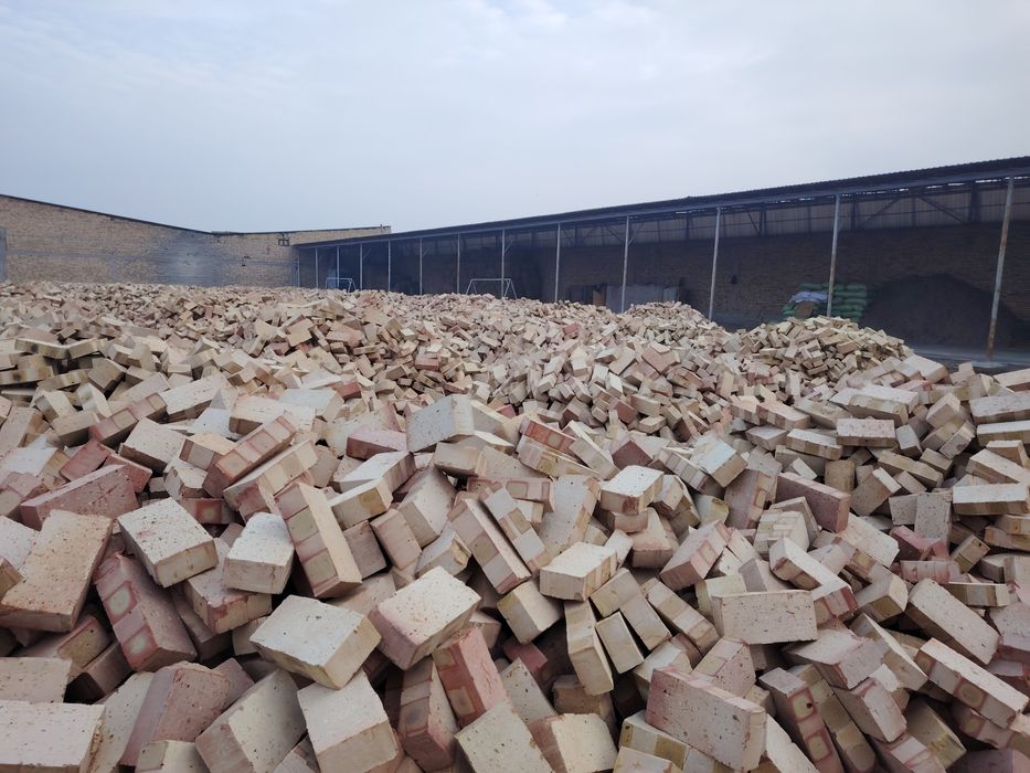 Пиштган гишт ТЖ хитой гиштлари