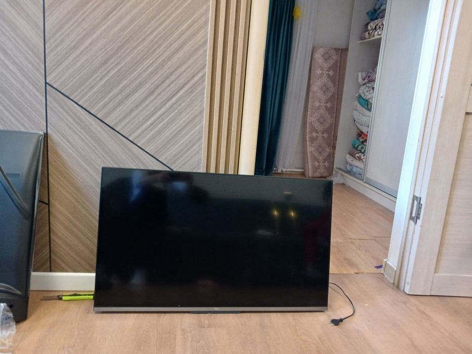 телевизор бу экран есть трешина