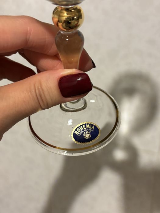 Продам бокалы для вина