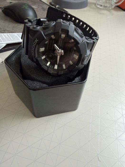 Casio Gshock GA700 1BER impecabil