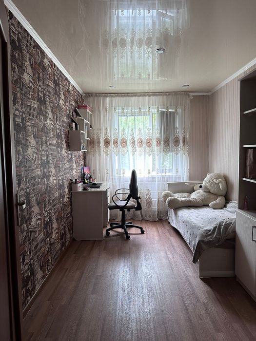 Продам 3-комнатную квартиру