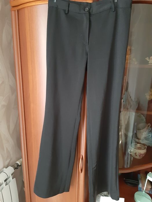 Брюки 42 и 44 размер