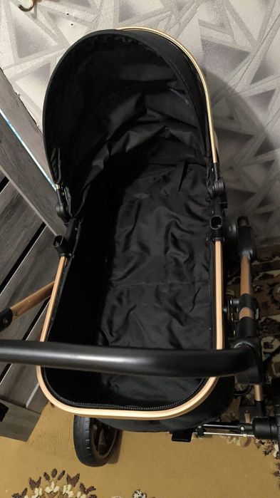 Продам коляску, срочно