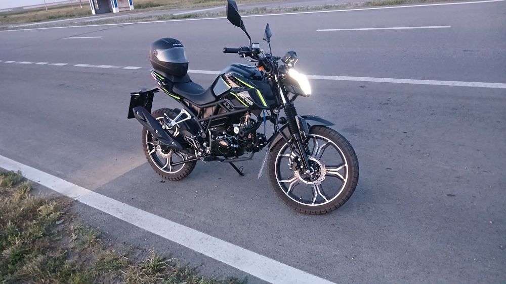 Продам мопед 110 кубов на учете !