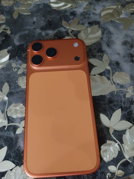Iphone 17 pro max 512GB COSMIN ORANGE (nu este spart/zgariat)