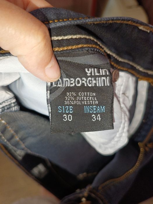 Джинсы новые продам