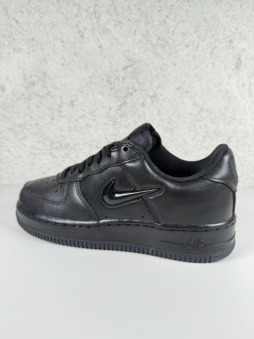 Nike Air Force 1 Low Retro Jewel Triple Black