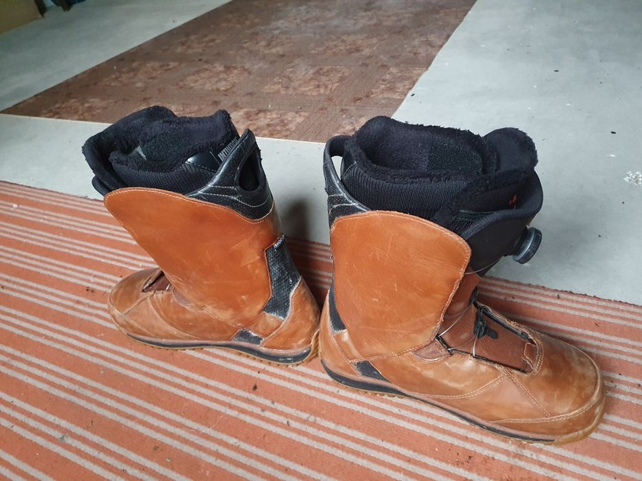 Vand boots snowboar K2 Maysis piele vibram marime 44.5