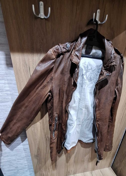 Дамско кожено яке GIPSY