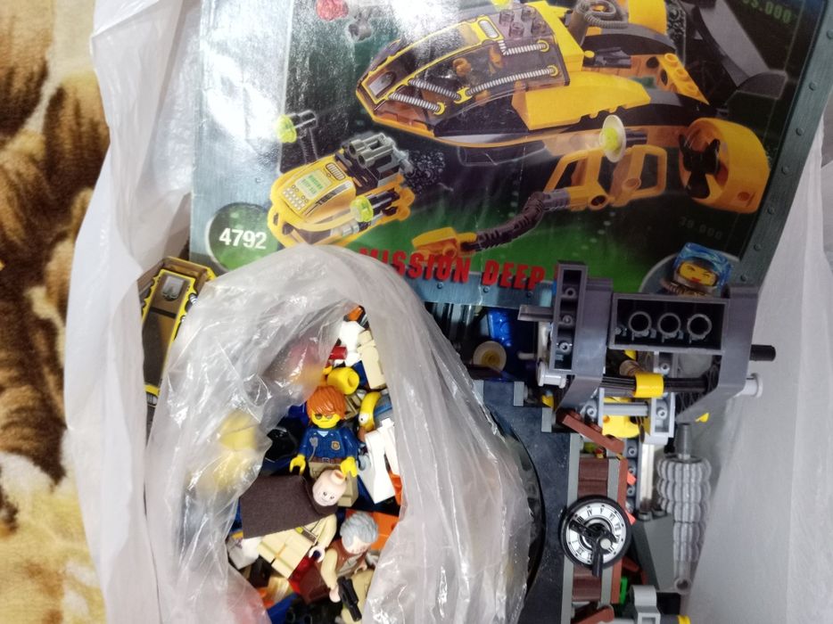 Срочно продам LEGO